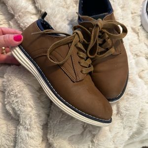 Boys cat and Jack size 13